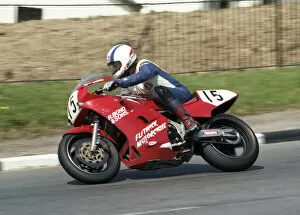 Steve Linsdell (Yamaha) 1992 Senior TT