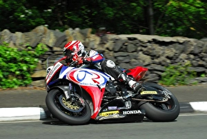 Steve Mercer Collection: Steve Mercer (Honda) 2016 Superbike TT