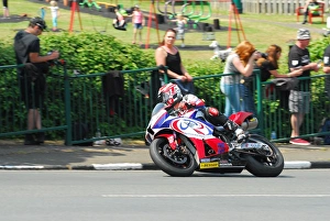 Steve Mercer Collection: Steve Mercer (Honda) 2016 Supersport 2 TT