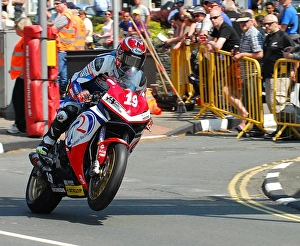 Steve Mercer Collection: Steve Mercer (Honda) 2016 Superstock TT