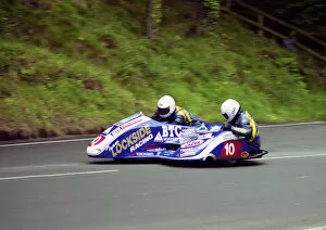 Images Dated 7th July 2021: Steve Norbury & Andrew Smith (Lockyam) 2000 Sidecar TT