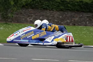 Images Dated 4th June 2003: Steve Norbury & Andrew Smith (Shelbourne Yamaha) 2003 Sidecar TT