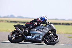 Images Dated 25th August 2019: Steve Parrish (Triumph Moto2 prototype) 2019 Jurby Day