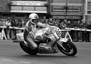 Images Dated 11th January 2019: Steve Richardson (Suzuki) 1981 Senior Manx Grand Prix