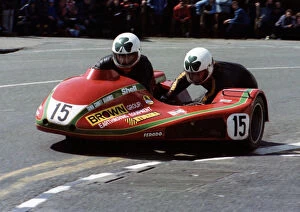 Images Dated 29th October 2018: Steve Sinnott & Colin Stockdale (Shamrock Yamaha) 1981 Sidecar TT