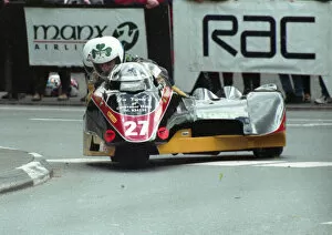 Images Dated 21st June 2020: Steve Sinnott & Dave Corlett (SMW Kawasaki) 1998 Sidecar TT