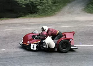 Steve Sinnott & Neil Shelton (Marklain Yamaha) 1978 Sidecar TT