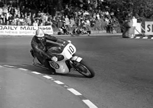 Images Dated 4th November 2016: Steve Spencer (Triumph) 1967 Production TT