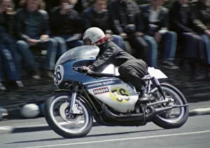 Images Dated 2nd April 2020: Steve Tonkin (Crooks Suzuki) 1974 Senior TT