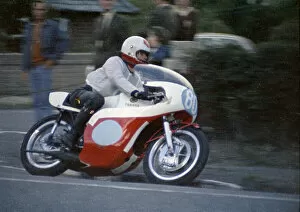 Images Dated 16th March 2023: Steve Tonkin Yamaha 1973 Junior Manx Grand Prix