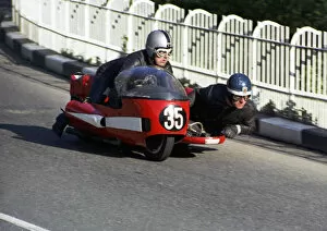 Stuart Applegate & R D Appleton (BMW) 1969 500 Sidecar TT