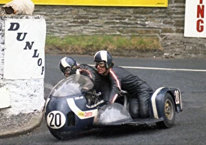 Images Dated 15th March 2021: Stuart Digby & B Haddrell (BSA) 1971 500 Sidecar TT