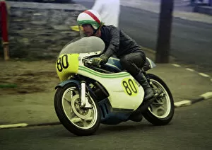 Images Dated 21st January 2018: Stuart Hicken (Vendetta Kawasaki) 1976 Senior Manx Grand Prix