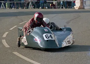Images Dated 16th January 2020: Stuart Leaning & Simon Christie (Suzuki) 1987 Sidecar TT