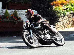 Images Dated 29th August 2011: Stuart Robinson (BSA) 2010 Senior Classic TT