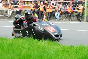 Baker Suzuki Prints: Stuart Stobbart & Jamie Scarffe (Baker Suzuki) 2013 Sidecar TT