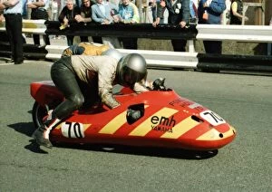 Images Dated 10th March 2018: Stuart West & Alan Fisher (Windle Yamaha) 1984 Sidecar TT