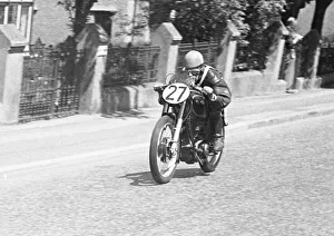 Images Dated 8th December 2020: Syd Lawton (AJS) 1950 Junior TT