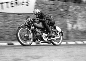 Images Dated 24th January 2018: Syd Lawton (Guzzi) 1952 Lightweight TT