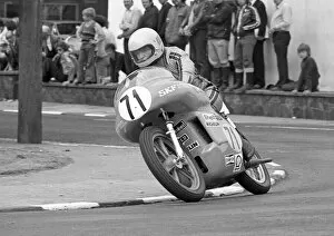 Images Dated 18th April 2022: T Neil Kelly (Racewaye) 1975 Senior Manx Grand Prix