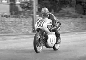 Images Dated 18th April 2022: T Neil Kelly (Royal Enfield) 1966 Lightweight Manx Grand Prix
