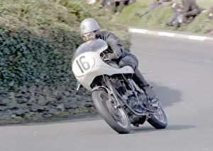 T Neil Kelly (Velocette) 1967 Senior Manx Grand Prix