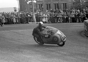 Images Dated 19th October 2016: Tarquinio Provini (Mondial) 1957 Ultra Lightweight TT