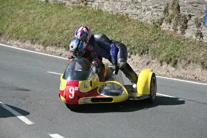Images Dated 25th April 2022: Terry Windle & Rae Hinchcliffe (Windle BSA) 2007 Parade Lap