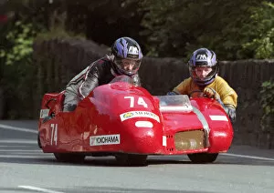 Images Dated 20th December 2019: Thomas Pearce & Rod Pearce (Yamaha) 1993 Sidecar TT