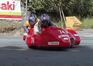 Thomas Pearce & Rod Pearce (Yamaha) 1993 Sidecar TT