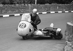 Ian Mcdonald Gallery: Tim Padley & Ian McDonald (Triumph) 1961 Sidecar TT