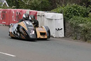 Tim Reeves & Kevin Rousseau (Yamaha LCR) 2022 Sidecar TT