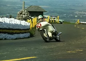 Images Dated 11th September 2011: Tom Dickie at Guthries Memorial: 1971 Production TT