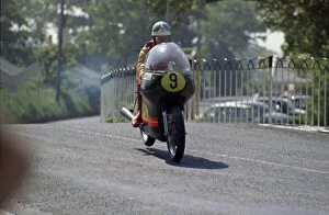 Images Dated 29th September 2022: Tom Dickie (Kuhn Seeley) on Ballaugh Bridge 1970 Senior TT