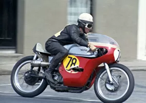 Images Dated 6th August 2020: Tom Gill (Norton) 1969 Senior TT
