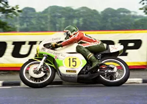 Images Dated 26th December 2021: Tom Herron (Yamaha) 1976 Senior TT