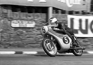 Images Dated 7th October 2016: Tom Phillis (Honda) 1962 Ultra Lightweight TT