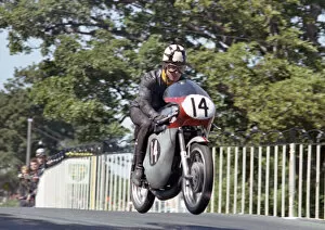 Images Dated 13th April 2021: Tommy Robb (Bultaco) 1965 Ultra Lightweight TT