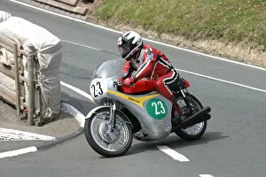 Images Dated 25th April 2022: Tommy Robb (Honda) 2007 Parade Lap