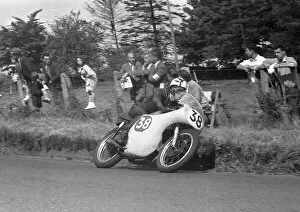 Images Dated 17th December 2021: Tommy Robb (Norton) 1959 Junior Ulster Grand Prix