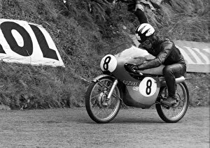 Images Dated 7th January 2017: Tommy Robb (Suzuki) 1966 50cc TT