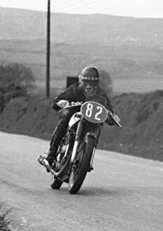 Images Dated 14th November 2018: Tommy Wood (Norton) 1951 Senior TT