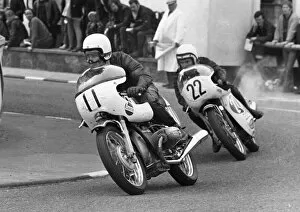 Images Dated 3rd May 2020: Tony Anderson (BMW) & Darryl Pendlebury (Triumph) 1971 Production TT