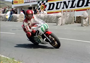 Images Dated 27th February 2022: Tony Carey (Yamaha) 1984 Junior TT