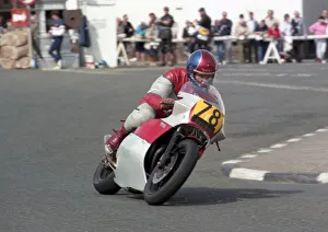 Images Dated 10th June 2021: Tony Grey (Kawasaki) 1986 Senior Manx Grand Prix