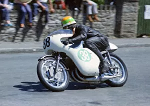 Images Dated 30th August 2021: Tony McGurk (Yamaha) 1968 Lightweight TT