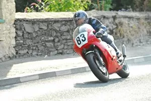 Images Dated 26th August 2013: Tony Russell (Yamaha) 2013 Formula 2 Classic TT