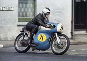 Images Dated 18th June 2021: Tony Willmott (Norton) 1969 Senior TT