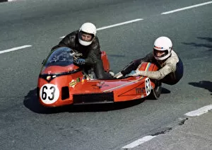 Images Dated 24th November 2018: Trevor Youens & Gordon Appleby (Tryatt) 1981 Sidecar TT