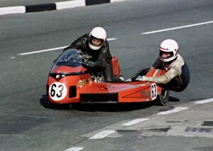 Images Dated 24th November 2018: Trevor Youens & Gordon Appleby (Tryatt) 1981 Sidecar TT